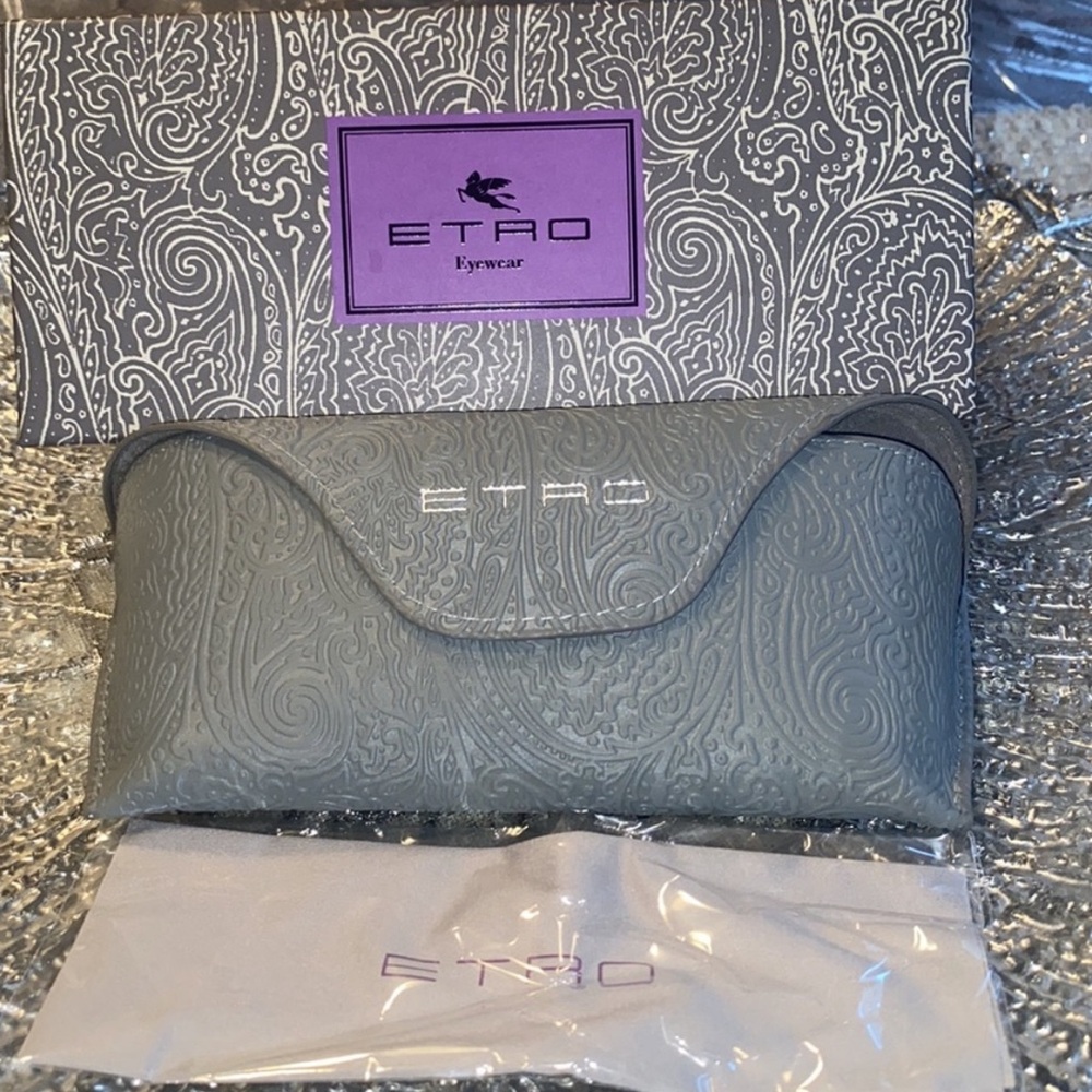 ETRO Sunglasses - Picture 4 of 5